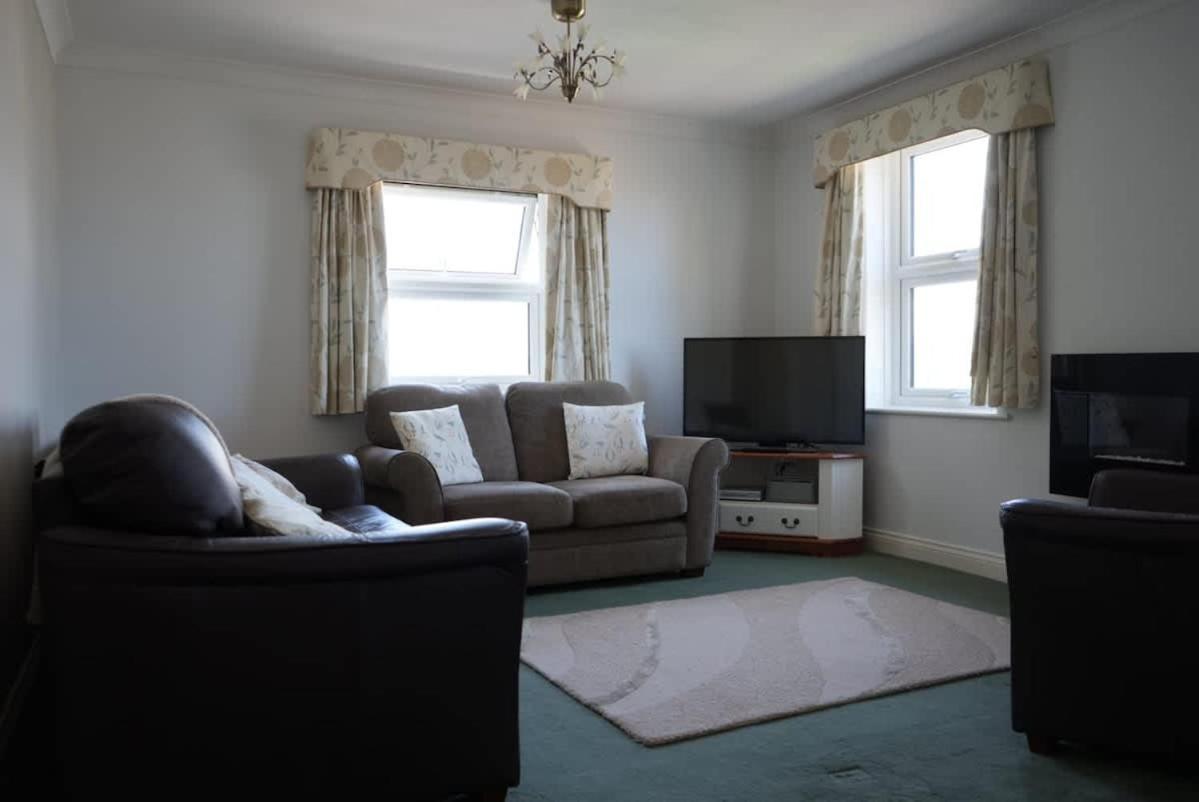 Willa Fabulous High Street Townhouse With Stunning Views & Parking At 'Eagles Nest' Falmouth Zewnętrze zdjęcie
