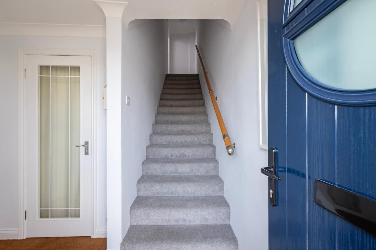 Willa Fabulous High Street Townhouse With Stunning Views & Parking At 'Eagles Nest' Falmouth Zewnętrze zdjęcie