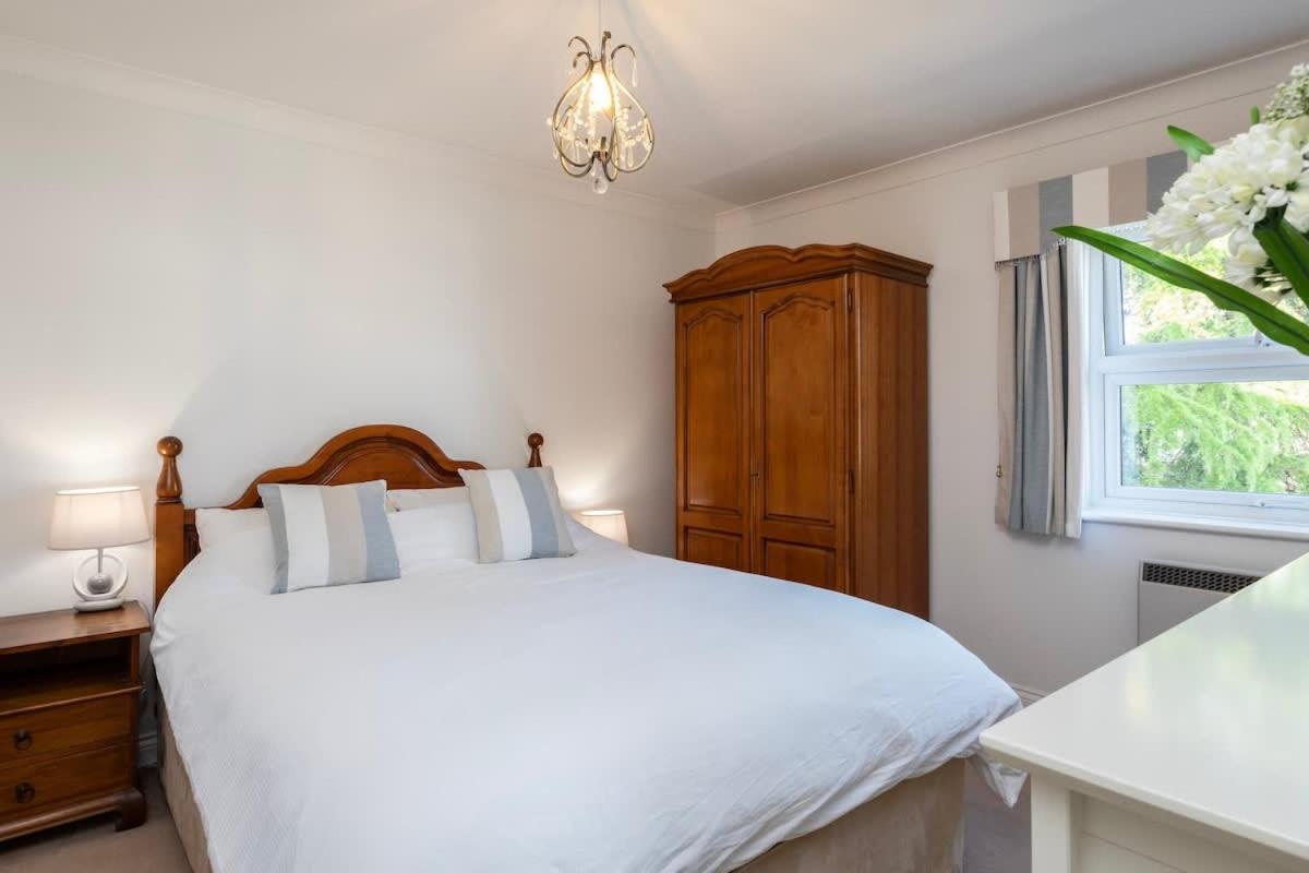 Willa Fabulous High Street Townhouse With Stunning Views & Parking At 'Eagles Nest' Falmouth Zewnętrze zdjęcie
